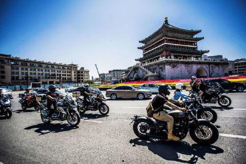 西安网红骑摩托视频播放,街头风姿引网友热议