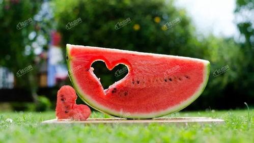 吃瓜 图片,吃瓜群众视角下的娱乐圈风云录