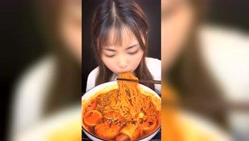 中年少女娱乐吃瓜酱
