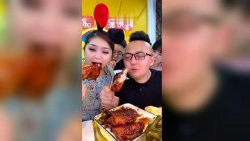 娱乐吃瓜酱女生